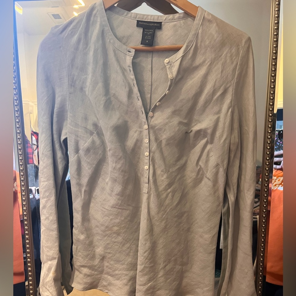 Banana Republic Linen Top